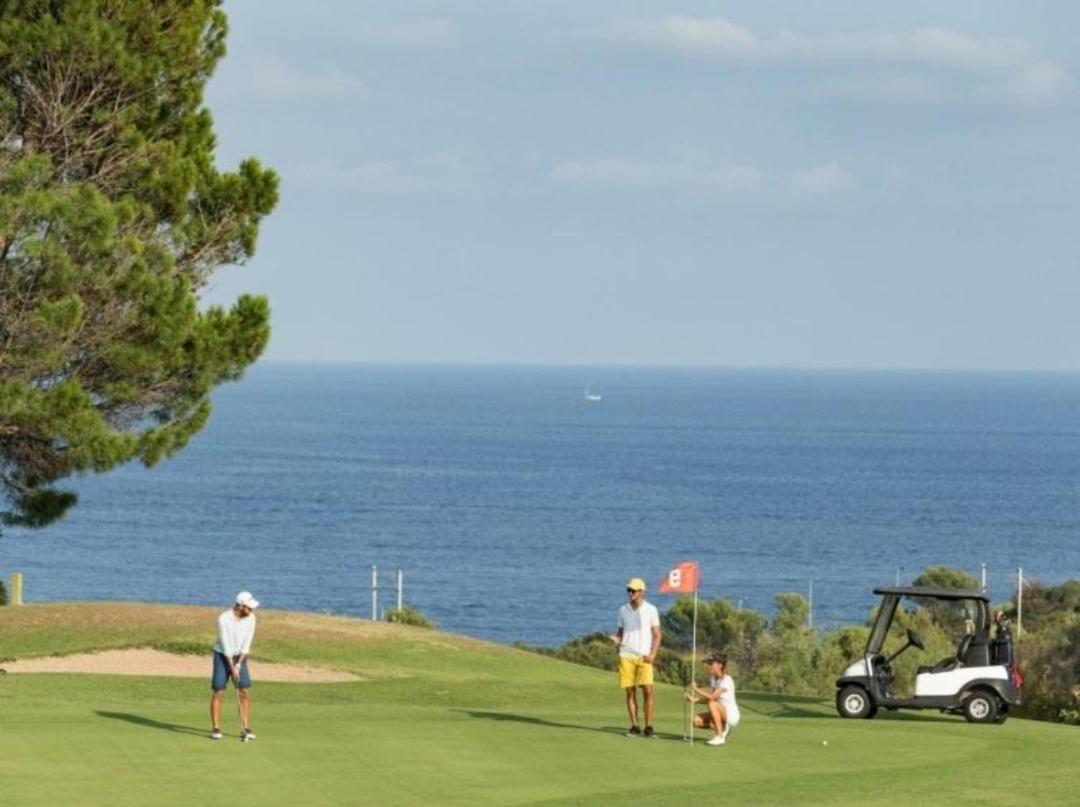 Cap Esterel Mer Sport Et Nature, Dans Village Pierres Et Vacances Saint-Raphaël Kültér fotó